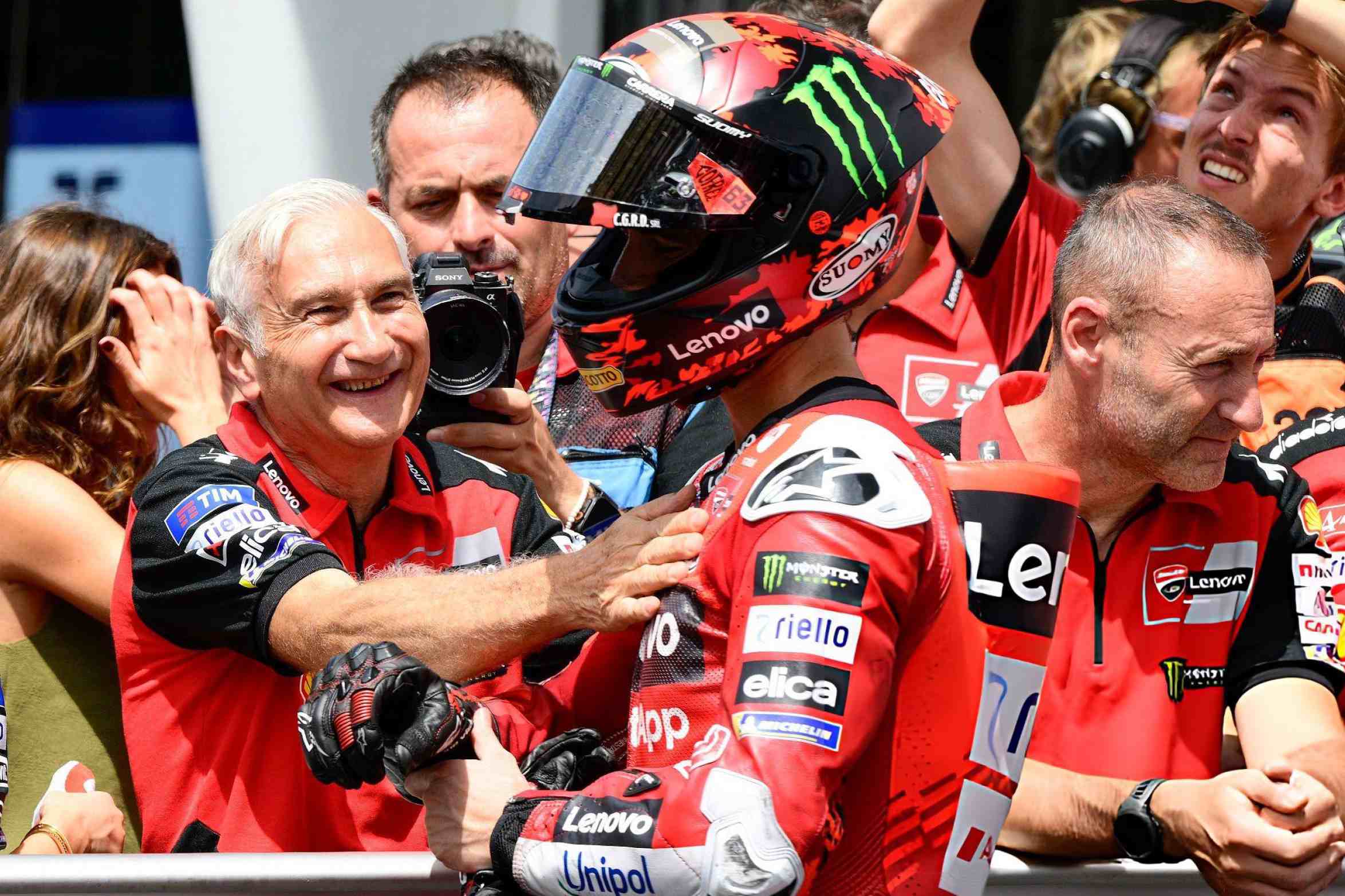 Bagnaia dan Tardozzi rayakan pole position Ducati di Sepang