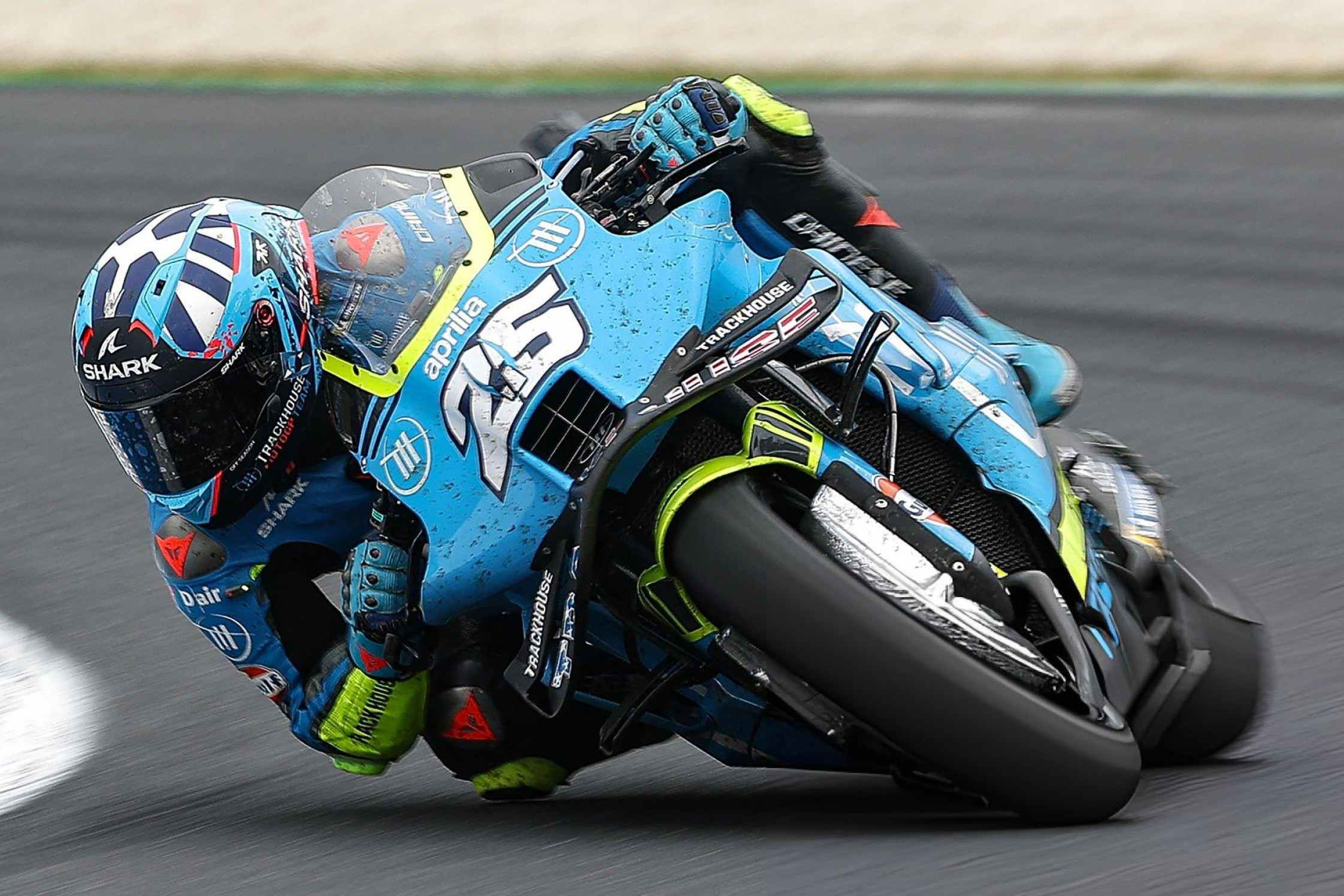 Raul Fernandez menikung saat beraksi di Phillip Island